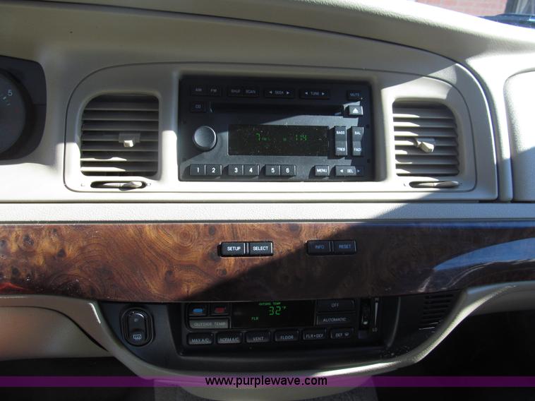 image for item G9579 2010 Mercury Grand Marquis LS Ultimate Edition