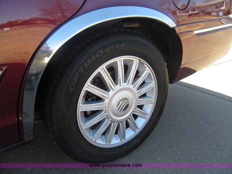 image for item G9579 2010 Mercury Grand Marquis LS Ultimate Edition