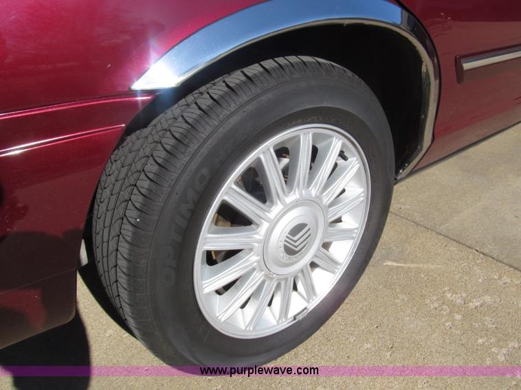 image for item G9579 2010 Mercury Grand Marquis LS Ultimate Edition