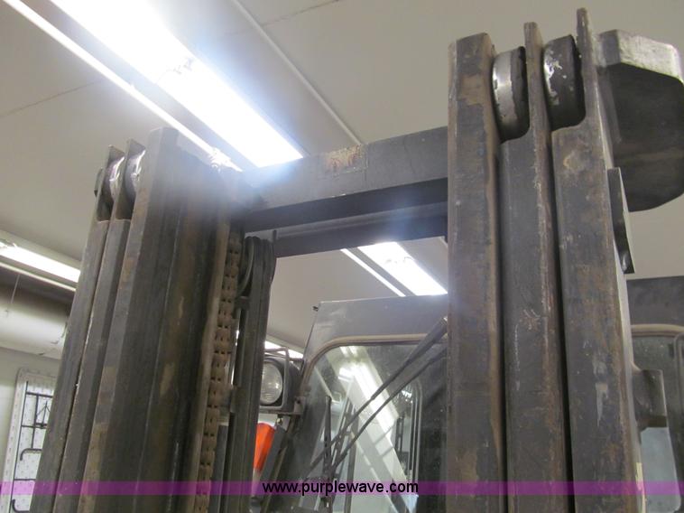 image for item G9603 Nissan 50 forklift