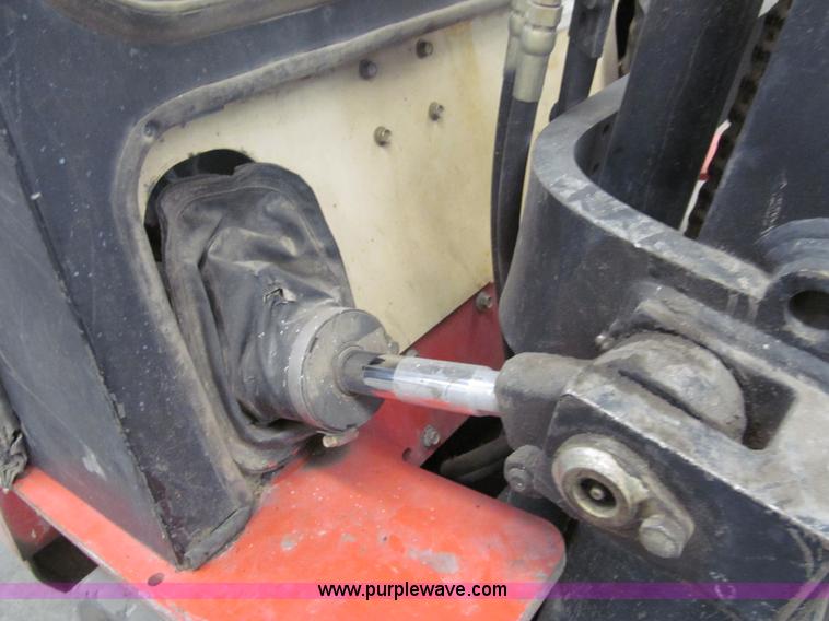 image for item G9603 Nissan 50 forklift