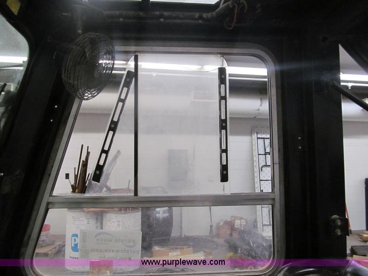 image for item G9603 Nissan 50 forklift