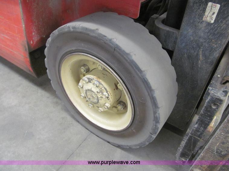 image for item G9603 Nissan 50 forklift