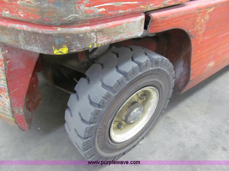 image for item G9603 Nissan 50 forklift