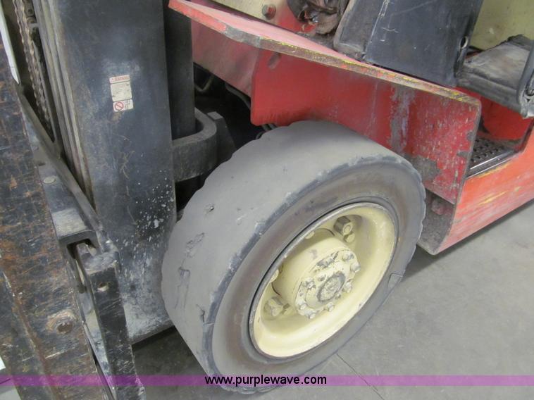 image for item G9603 Nissan 50 forklift