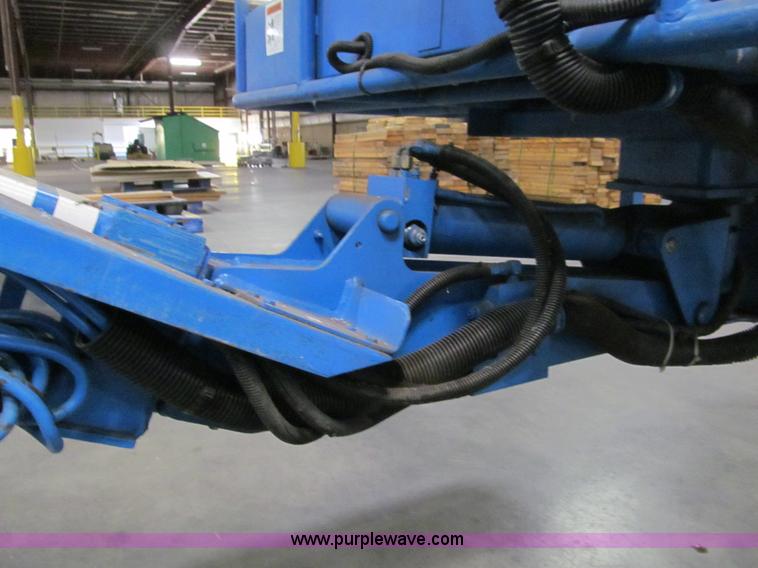image for item G9604 1986 Genie Z45/22 articulating boom lift
