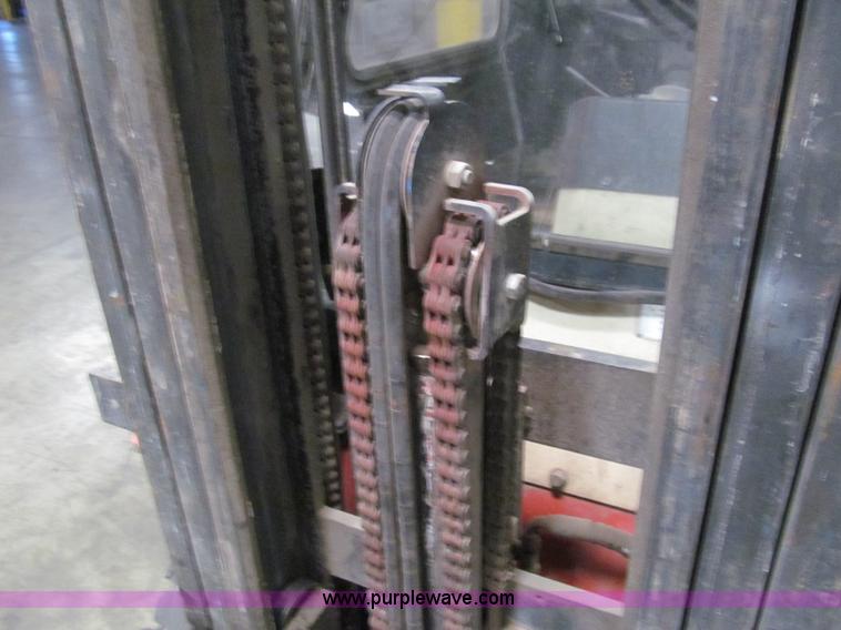 image for item G9605 Nissan 50 forklift