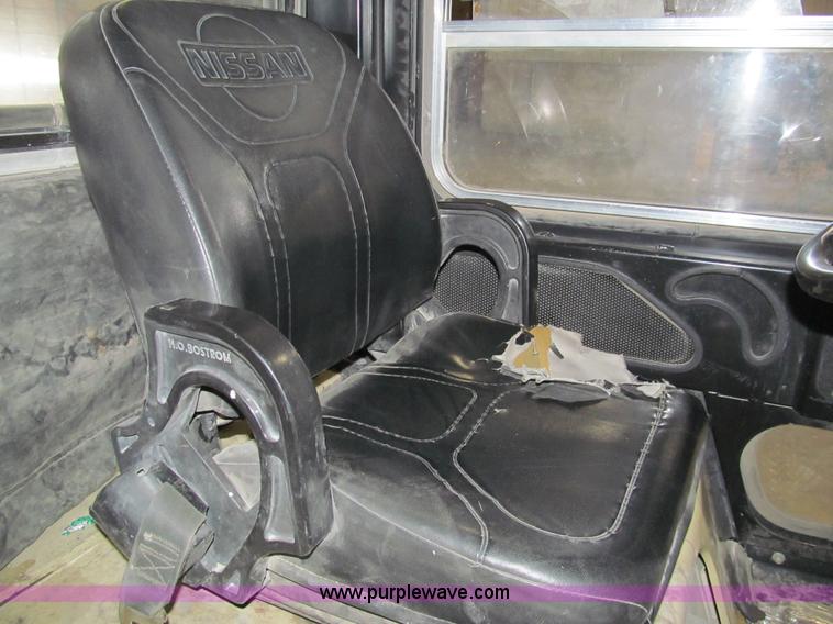 image for item G9605 Nissan 50 forklift