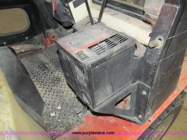 image for item G9605 Nissan 50 forklift