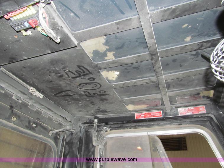 image for item G9605 Nissan 50 forklift