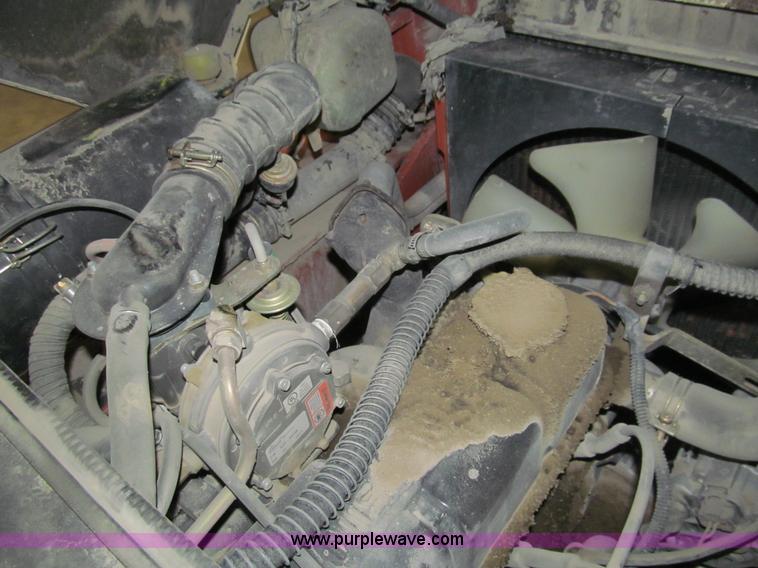 image for item G9605 Nissan 50 forklift