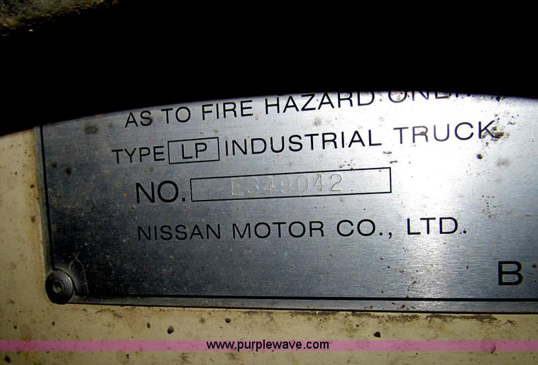 image for item G9605 Nissan 50 forklift