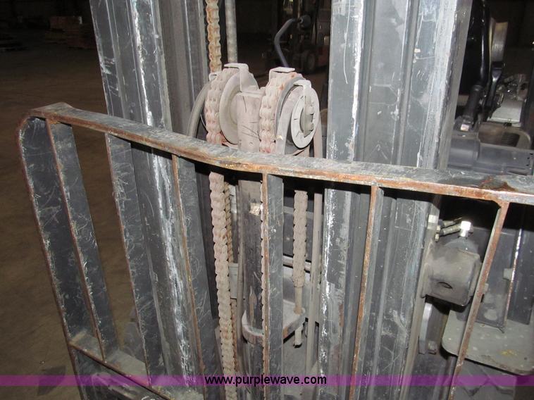 image for item G9608 Nissan 50 forklift