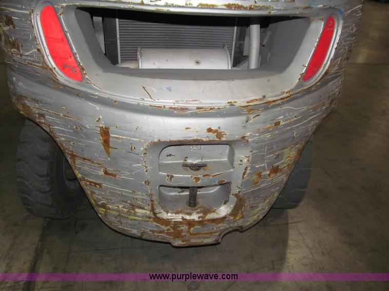 image for item G9608 Nissan 50 forklift