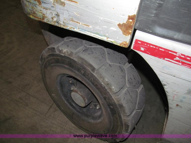 image for item G9608 Nissan 50 forklift