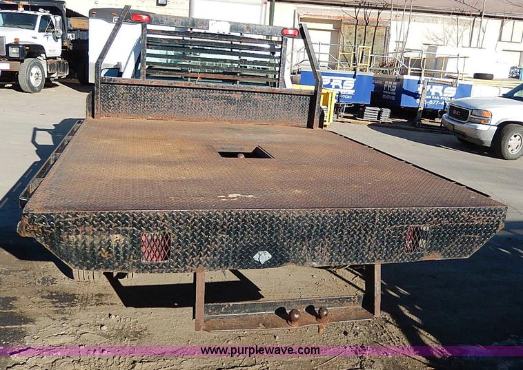 image for item H1274 2000 Chevrolet 3500 Crew Cab flatbed truck