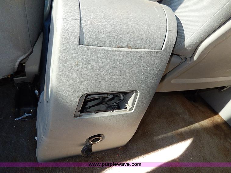 image for item H1275 2005 Chevrolet Equinox LS SUV