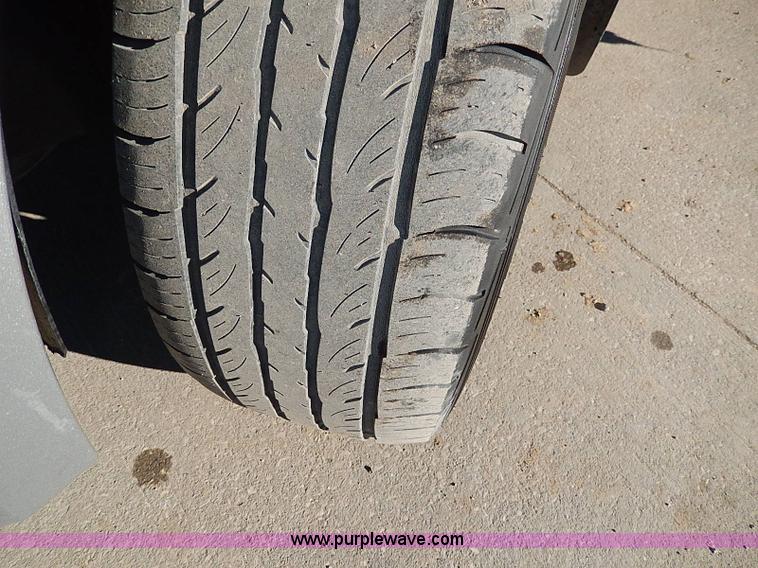 image for item H1275 2005 Chevrolet Equinox LS SUV