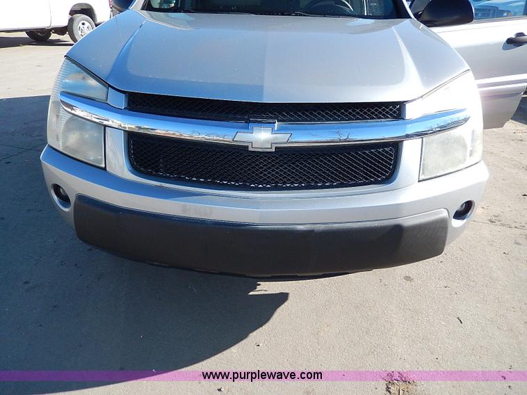 image for item H1275 2005 Chevrolet Equinox LS SUV