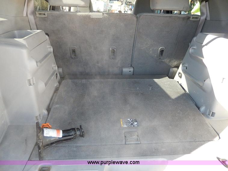 image for item H1275 2005 Chevrolet Equinox LS SUV