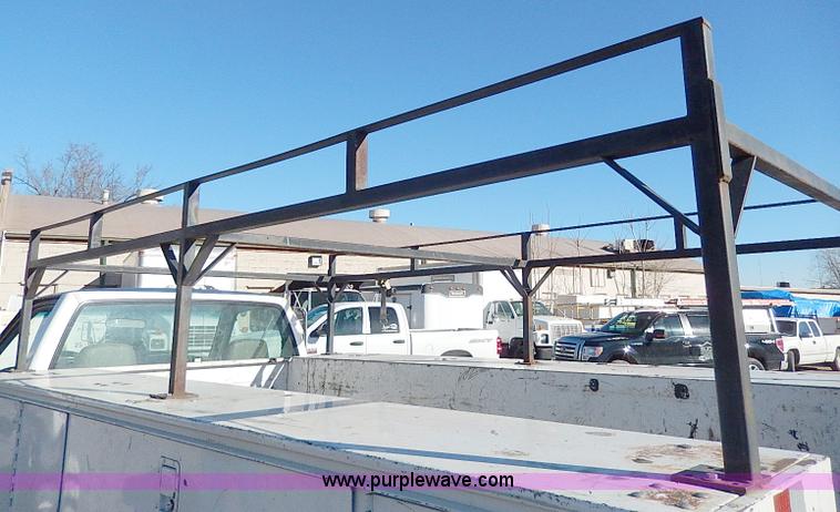 image for item H1278 2001 Chevrolet Silverado 3500 HD utility truck