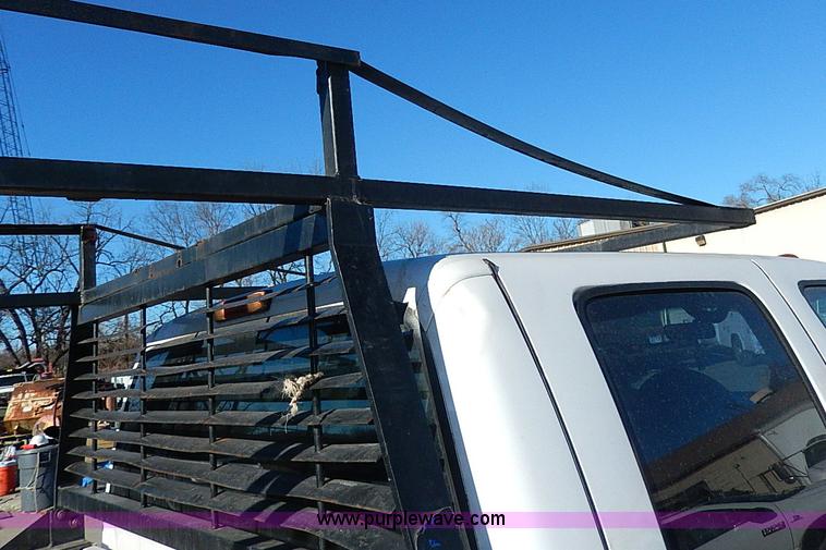 image for item H1279 2001 Ford F250 Super Duty Crew Cab pickup truck