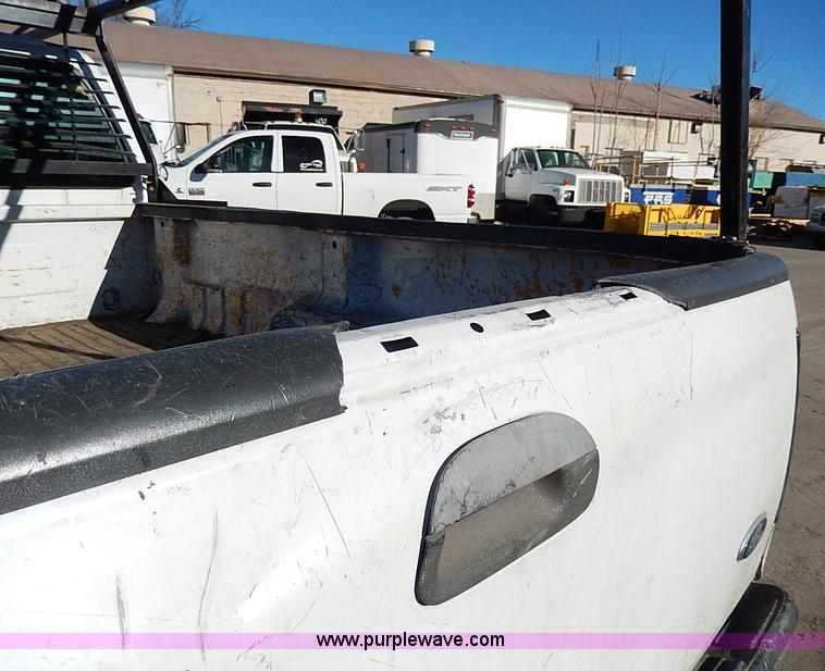 image for item H1279 2001 Ford F250 Super Duty Crew Cab pickup truck