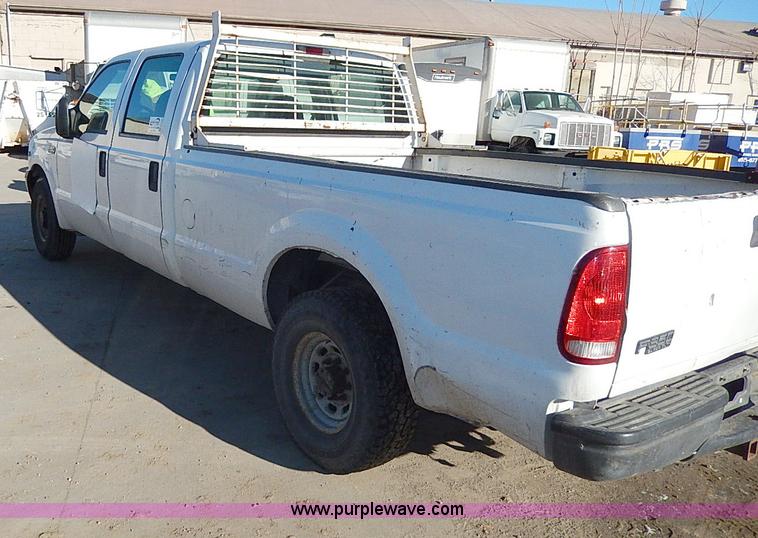 image for item H1280 2000 Ford F250 Super Duty Crew Cab pickup truck