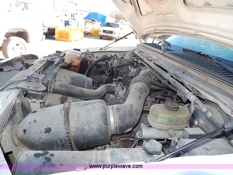 image for item H1280 2000 Ford F250 Super Duty Crew Cab pickup truck