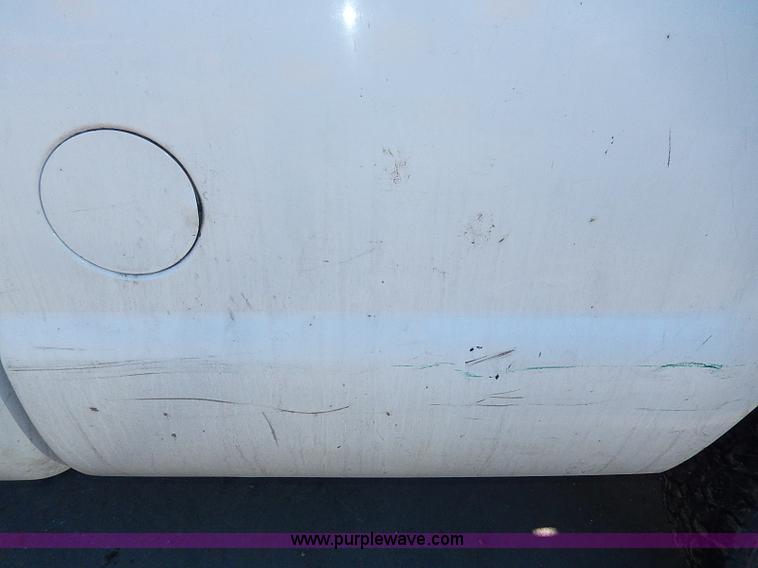 image for item H1280 2000 Ford F250 Super Duty Crew Cab pickup truck