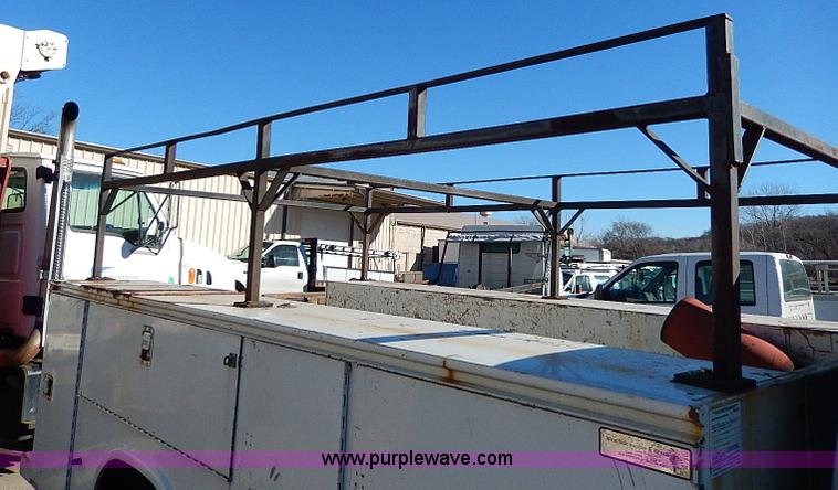 image for item H1282 2001 Chevrolet 3500 HD utility truck