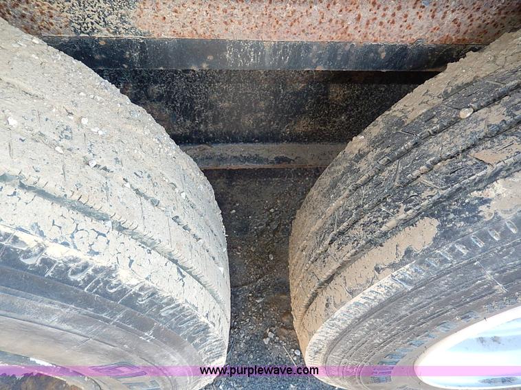 image for item H1283 2003 Towmaster T14DP trailer