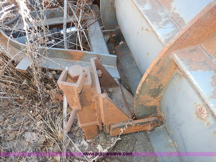 image for item H1284 Henke 11' snow plow