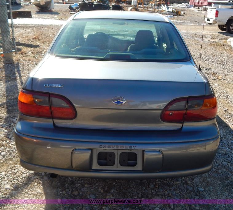 image for item H3809 2004 Chevrolet Malibu Classic