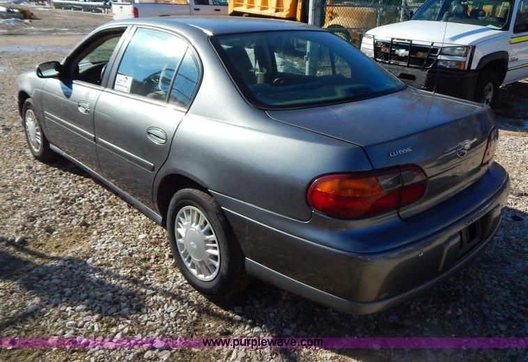 image for item H3809 2004 Chevrolet Malibu Classic