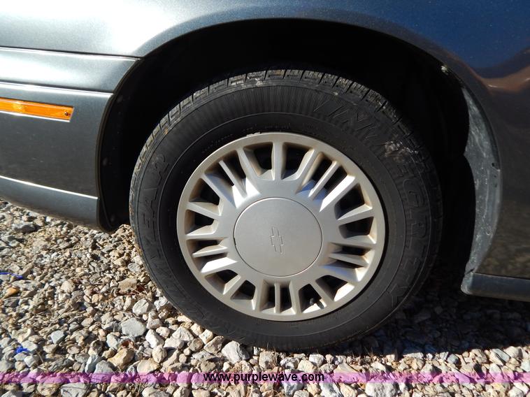 image for item H3809 2004 Chevrolet Malibu Classic