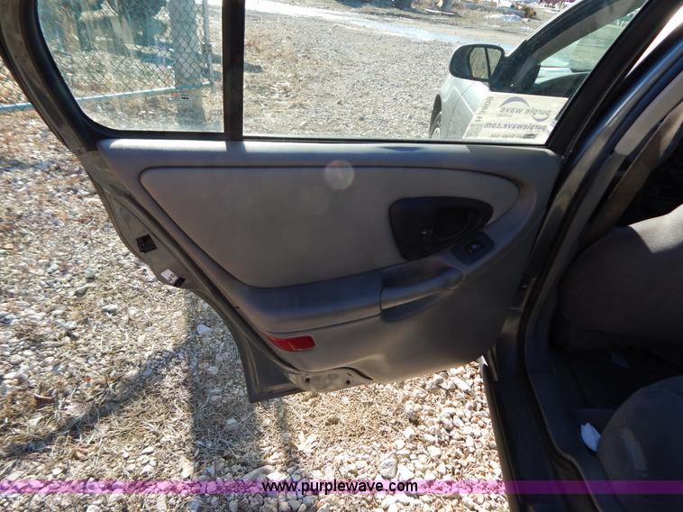 image for item H3809 2004 Chevrolet Malibu Classic