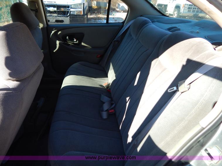 image for item H3809 2004 Chevrolet Malibu Classic