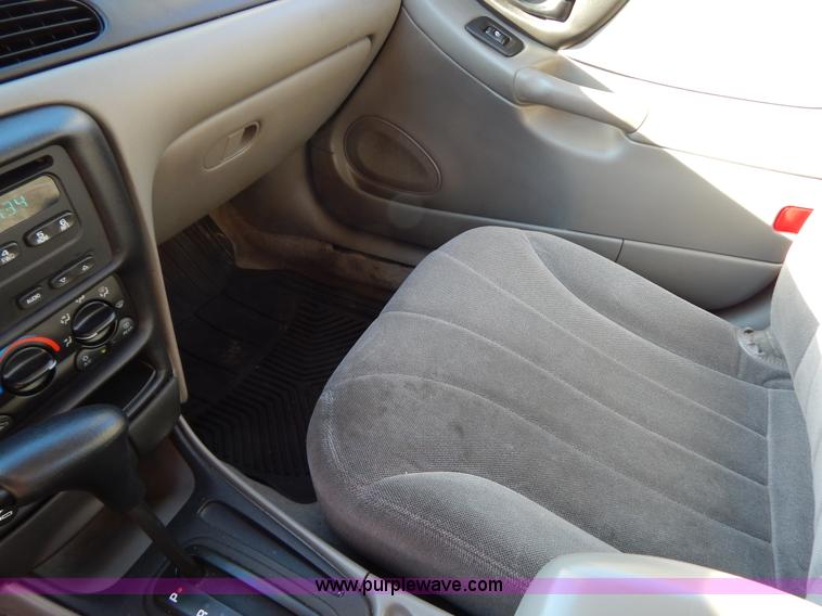 image for item H3809 2004 Chevrolet Malibu Classic