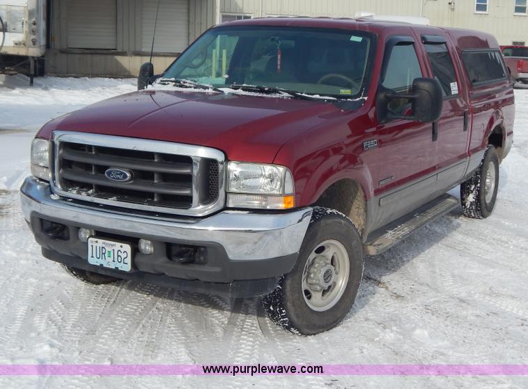 image for item H3817 2002 Ford F250 Super Duty pickup truck