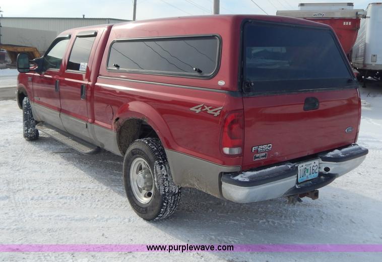 image for item H3817 2002 Ford F250 Super Duty pickup truck