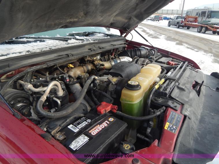 image for item H3817 2002 Ford F250 Super Duty pickup truck