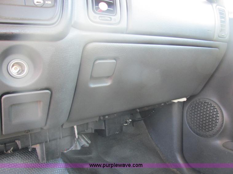 image for item H7745 2006 Chevrolet Silverado 2500HD Ext. Cab pickup truck