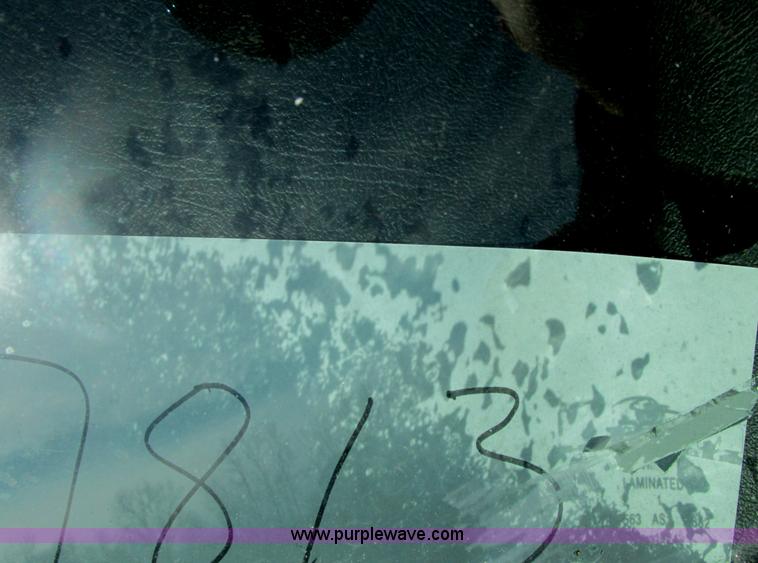 image for item H7745 2006 Chevrolet Silverado 2500HD Ext. Cab pickup truck