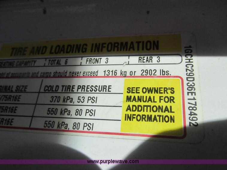 image for item H7745 2006 Chevrolet Silverado 2500HD Ext. Cab pickup truck