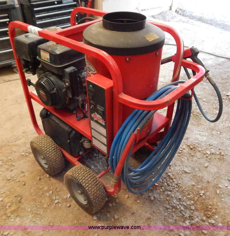 image for item I1230 Shark SGP-3530E hot water pressure washer