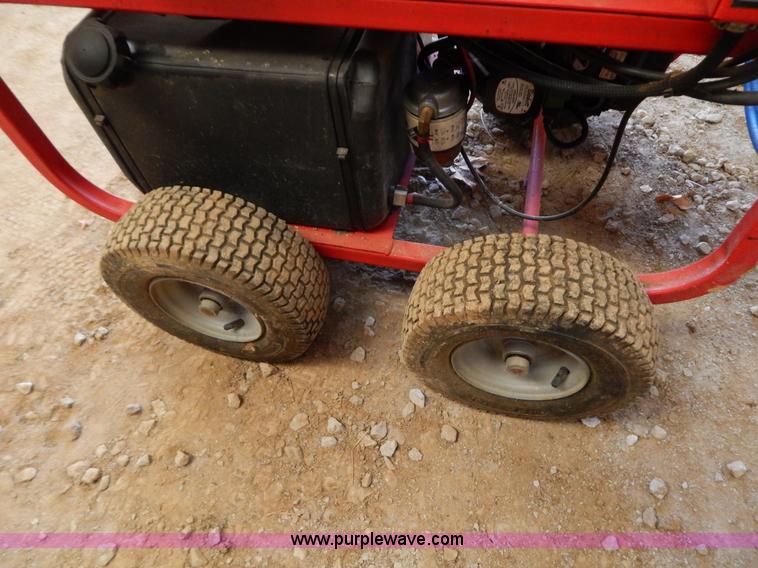 image for item I1230 Shark SGP-3530E hot water pressure washer