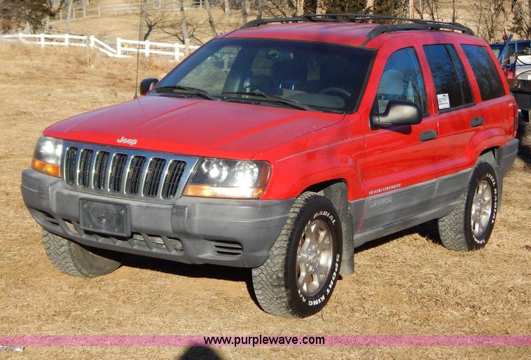 image for item I1232 1999 Jeep Grand Cherokee Laredo SUV