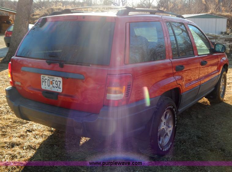image for item I1232 1999 Jeep Grand Cherokee Laredo SUV