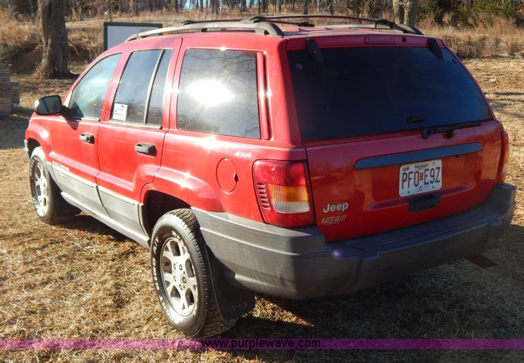image for item I1232 1999 Jeep Grand Cherokee Laredo SUV